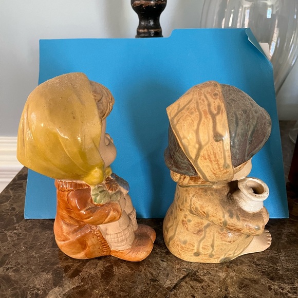 1970s UCTCI Stoneware , girl with flowers and girl with vase. - Picture 2 of 5